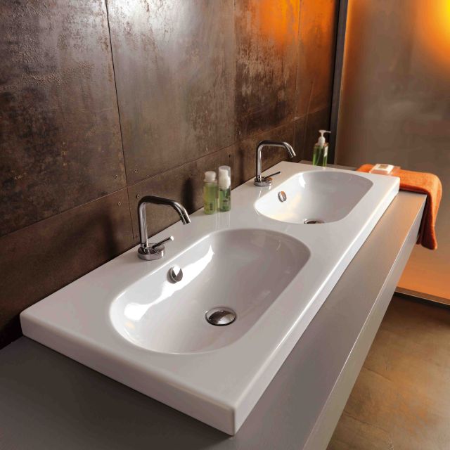 Lavabo da parete doppio Lavabo da parete doppio