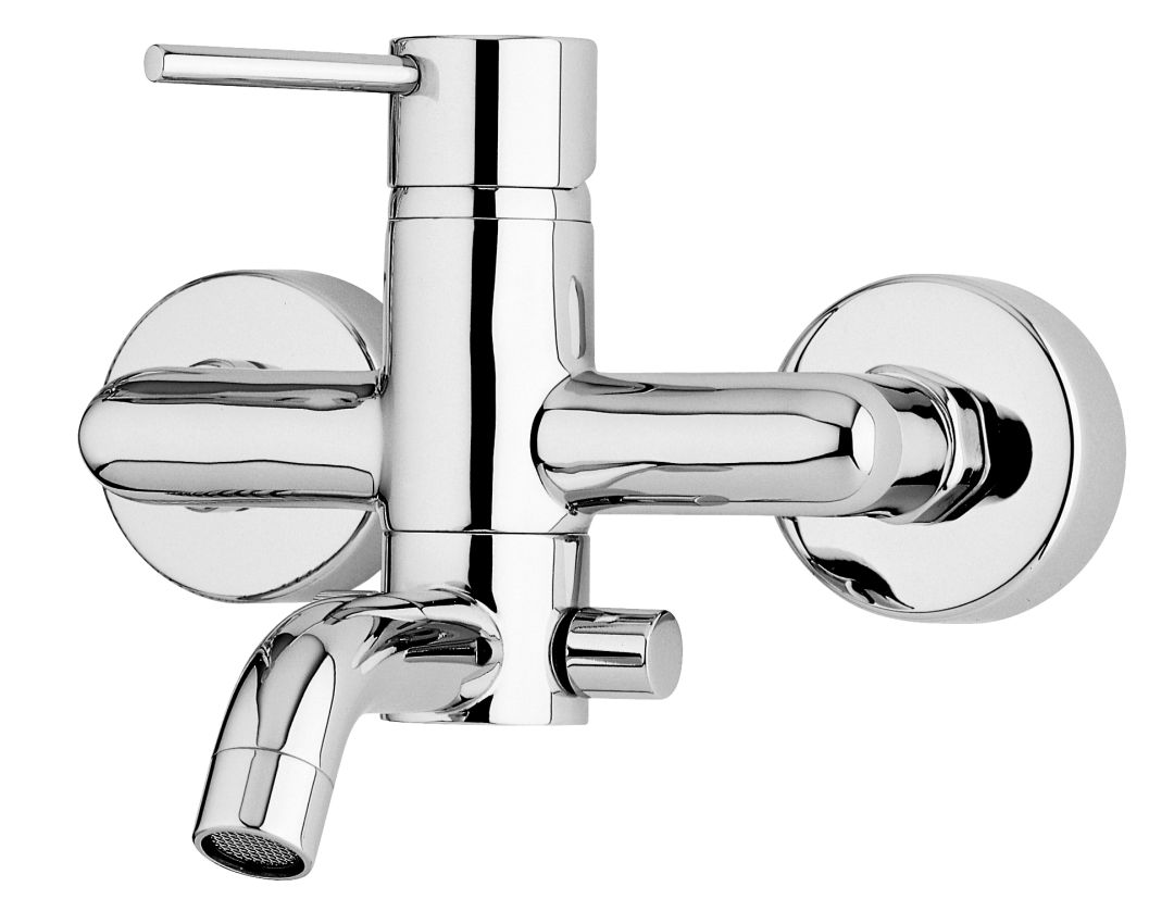 Grifo mezclador exterior para bañera de diseño moderno.