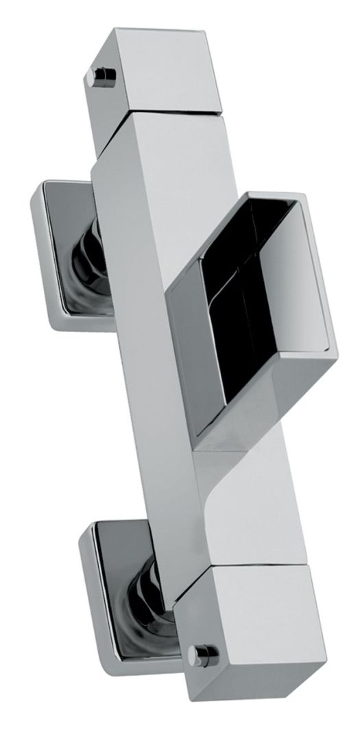 "Grifo termostático para bañera con caño en cascada"