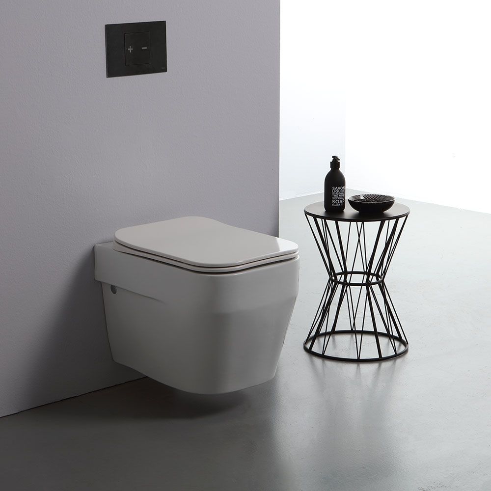 Inodoro cerámico de primera calidad, modelo suspendido Alimonta