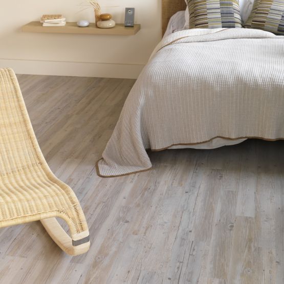 Lame Gerflor in pvc per pavimento, autoadesive e facili da installare Lame Gerflor in pvc per pavimento, autoadesive e facili da installare